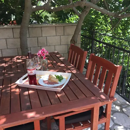 Studio Apartment With Terrace And Sea View,30M Distant From The Beach! Apartment *