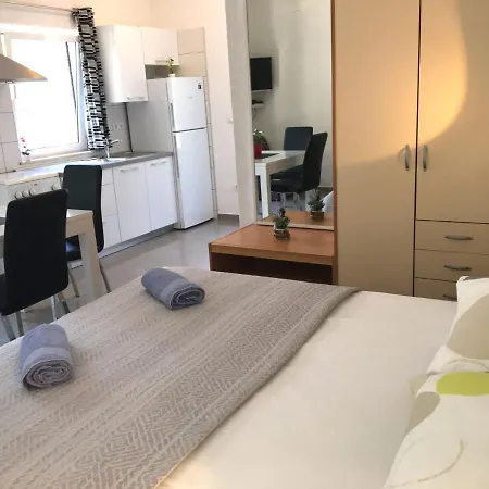 Studio Apartment With Terrace And Sea View,30M Distant From The Beach! Apartment *